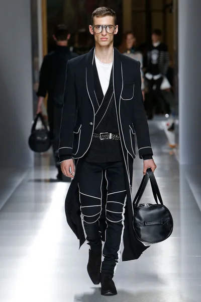 Look 31